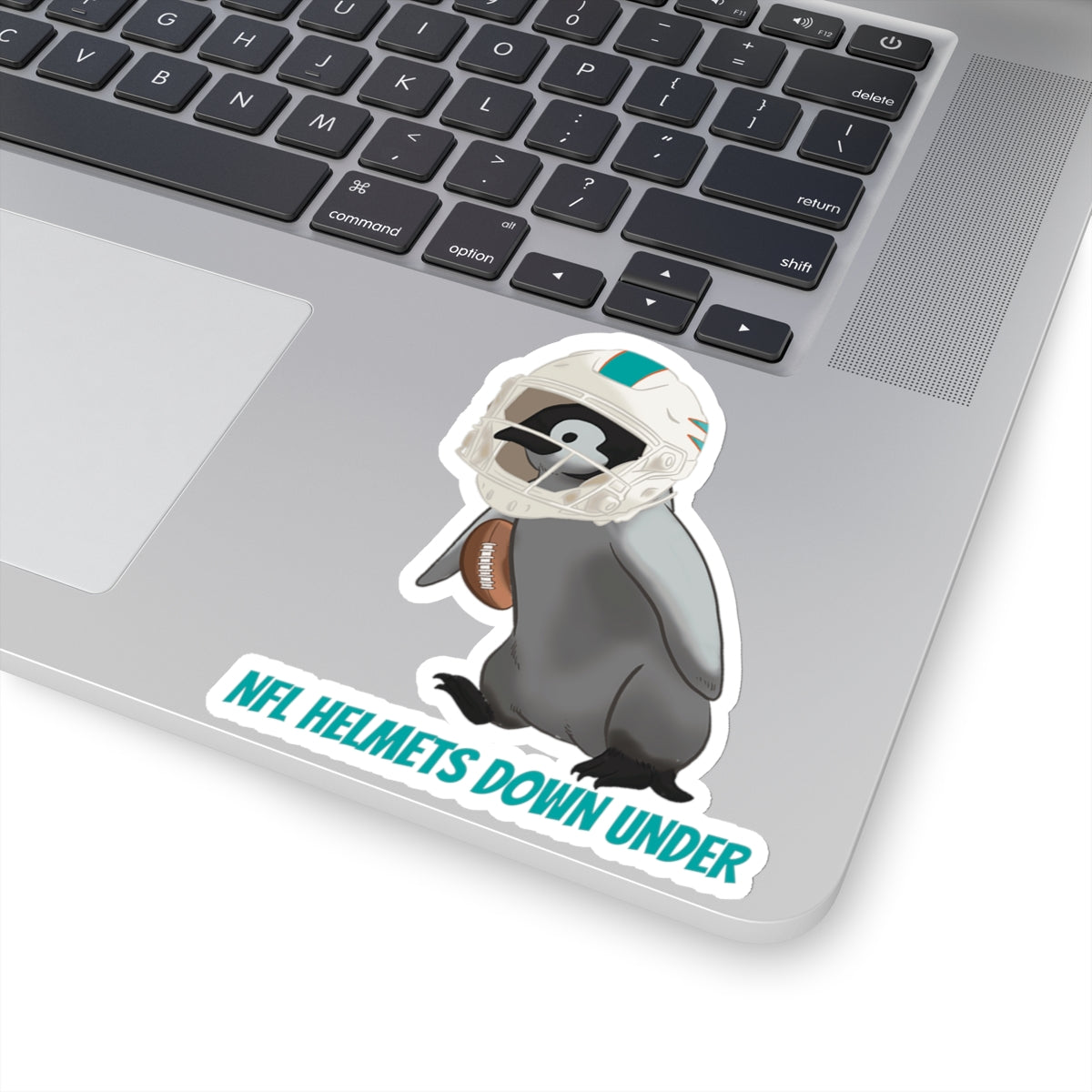 Penguin Football player - Kiss cut sticker