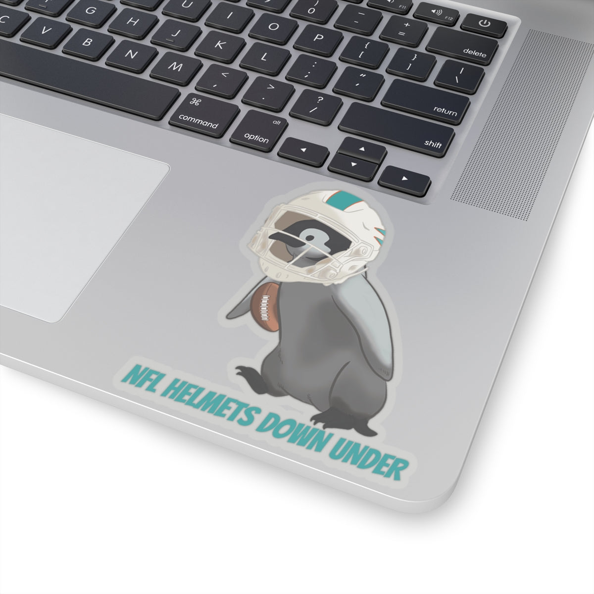 Penguin Football player - Kiss cut sticker