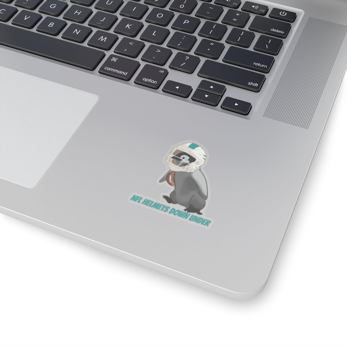 Penguin Football player - Kiss cut sticker